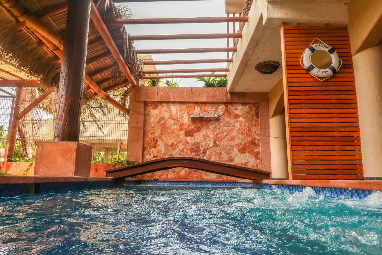 Hotel Villas Punta Blanca Zihuatanejo Kültér fotó