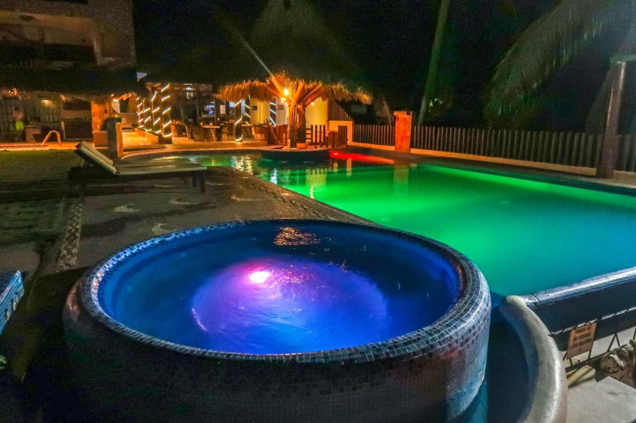 Hotel Villas Punta Blanca Zihuatanejo Kültér fotó